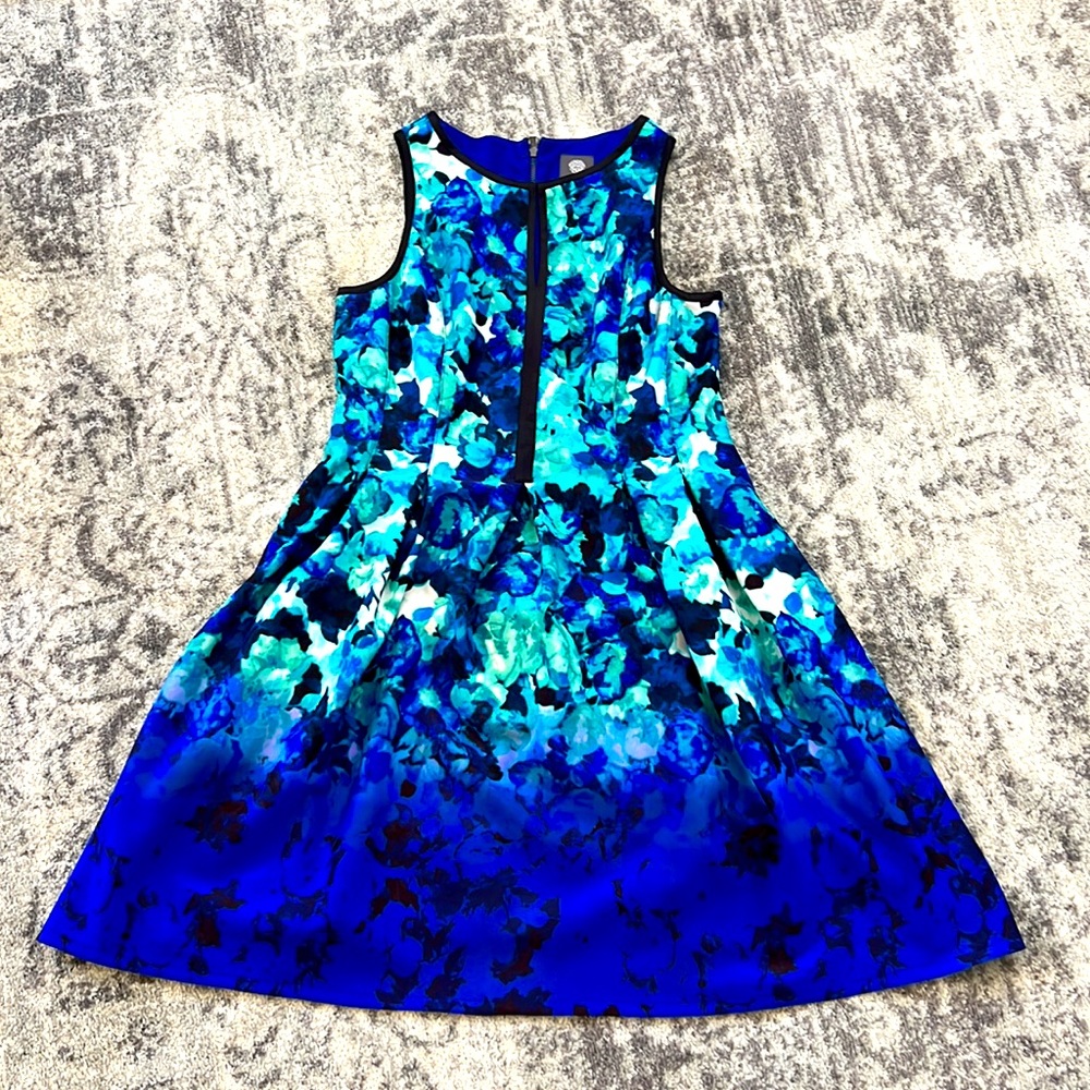 Vince Camuto blue/black floral dress Sz 16